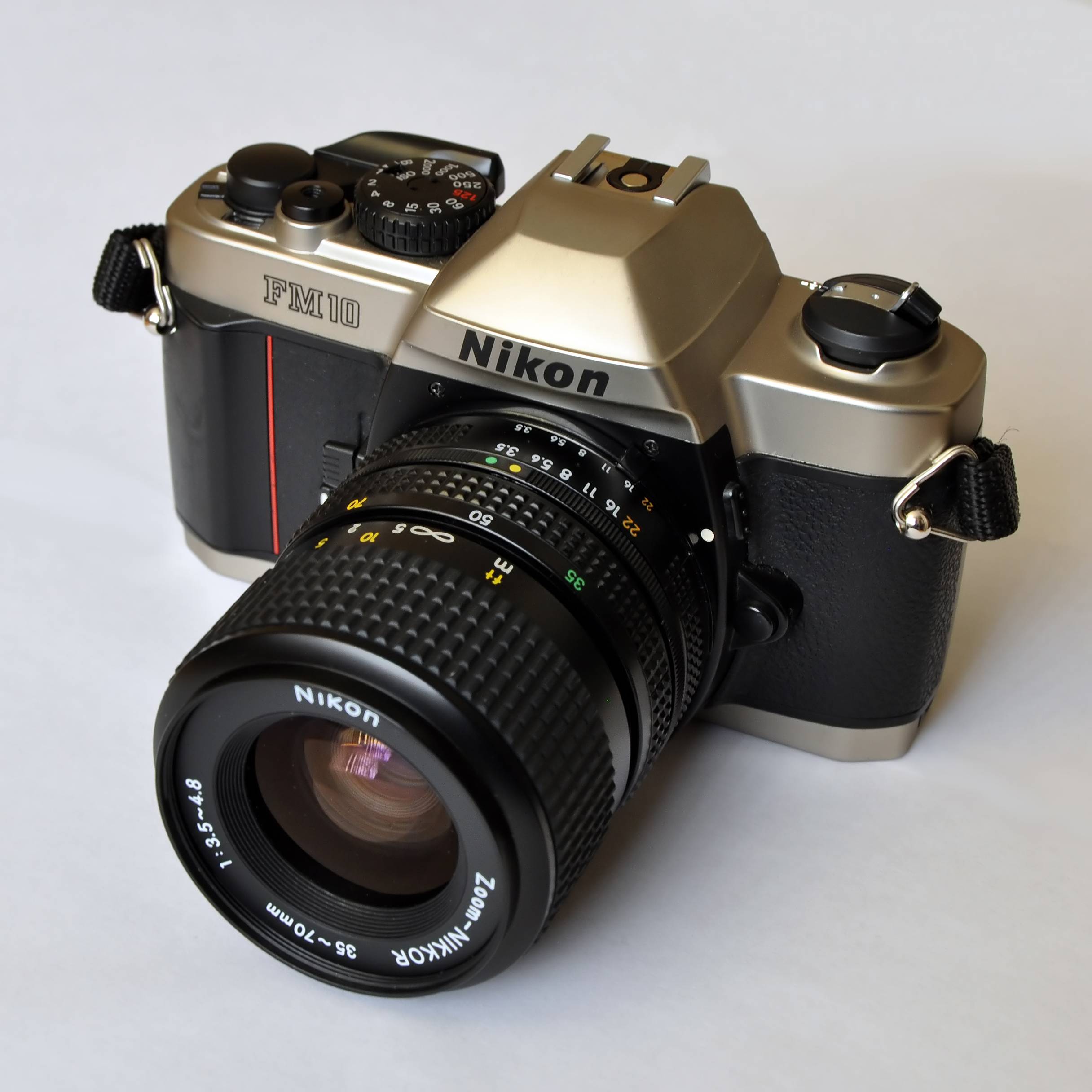 Lomopedia: Nikon FM10 · Lomography
