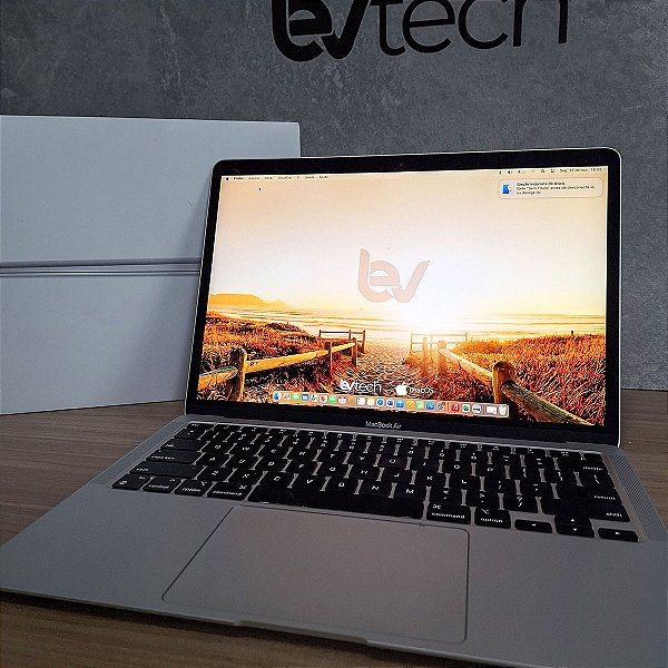 Apple Macbook Air 2020 M1 - 8Gb Ram - 256Gb SSD - Tela 13.3