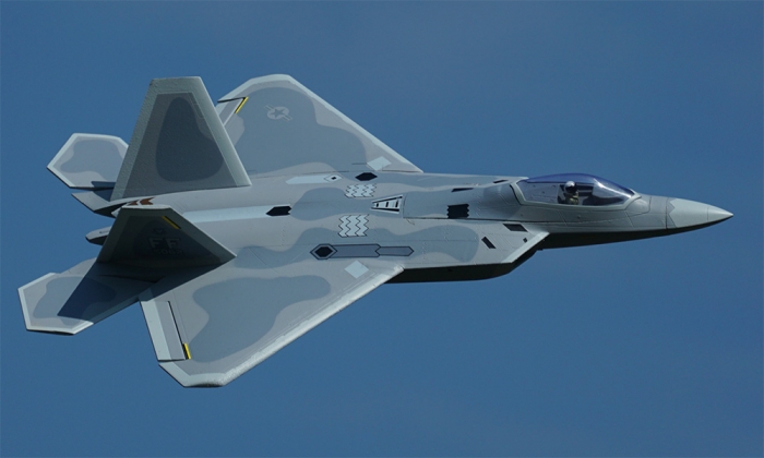 Banana Hobby - 4 CH XFly-Model F-22 Raptor Twin 40mm RC EDF Jet RTF