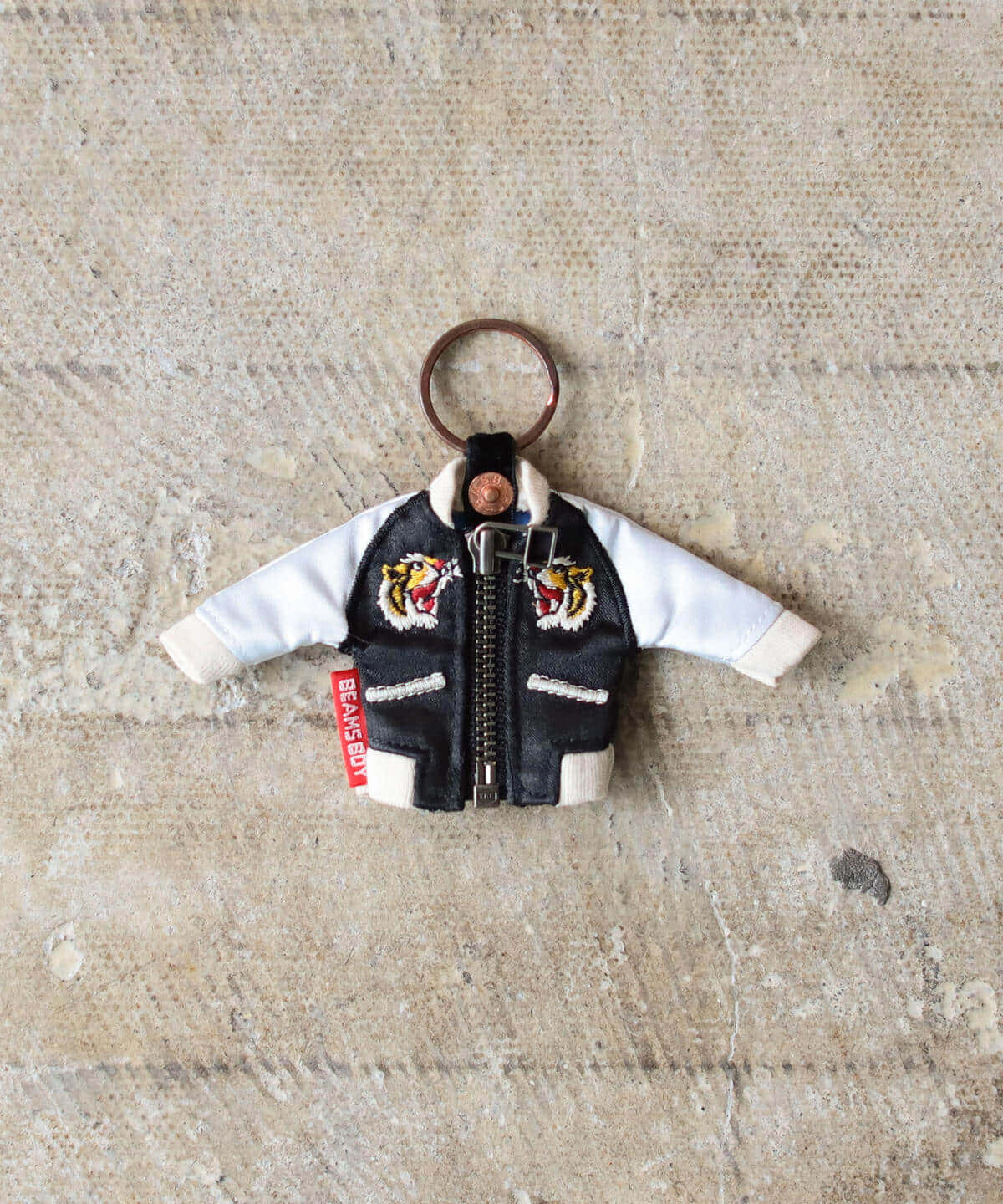 BEAMS BOY（ビームス ボーイ）ボーイ スカジャン キーホルダー（財布