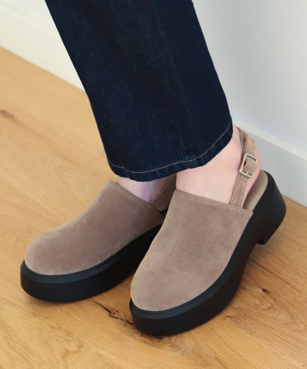 BEAMS HEART（ビームス ハート）フェイクスエード ストラップサボ