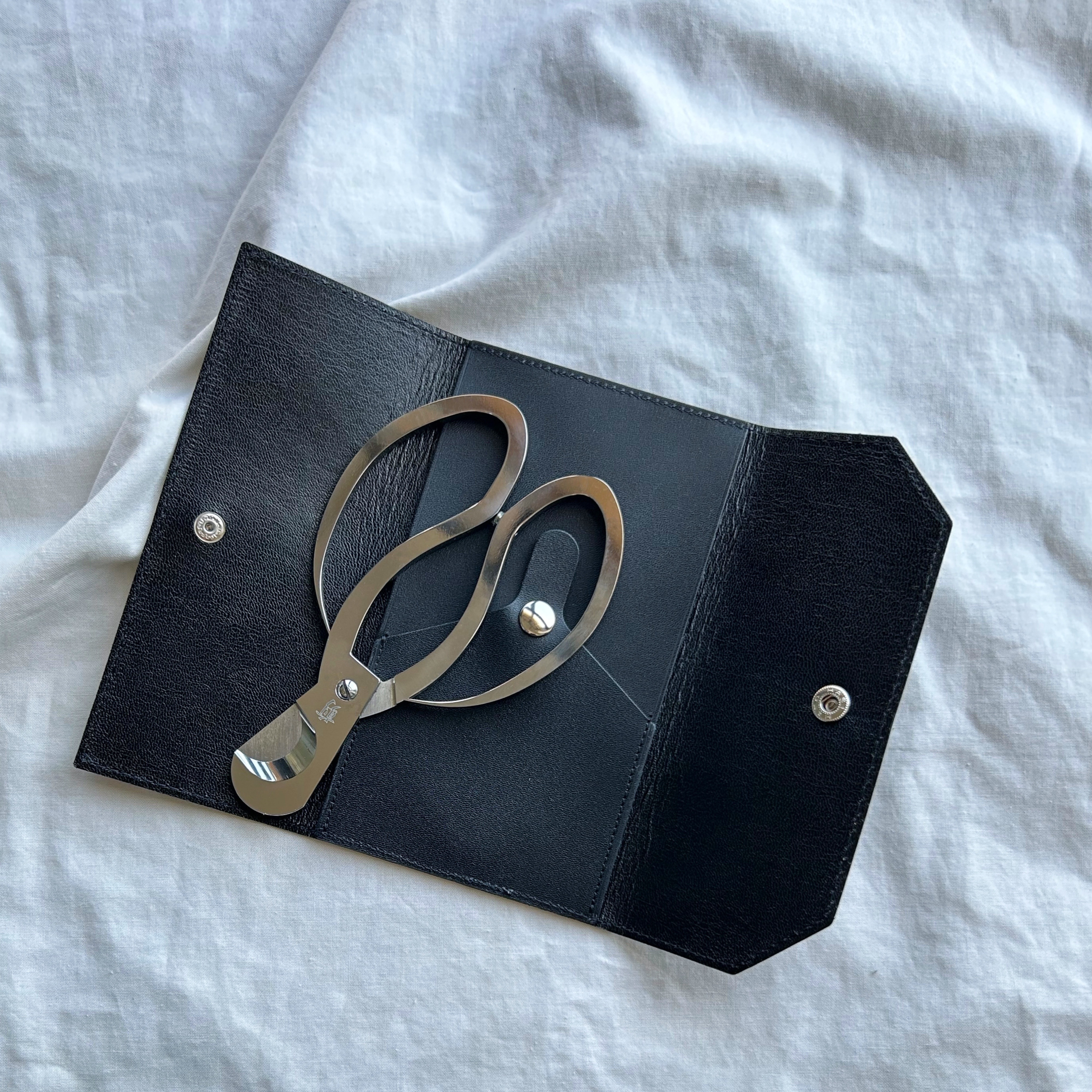 シガーシザーケース／『剪』専用 - 髪を傷めない美容ハサミ｜サイキ