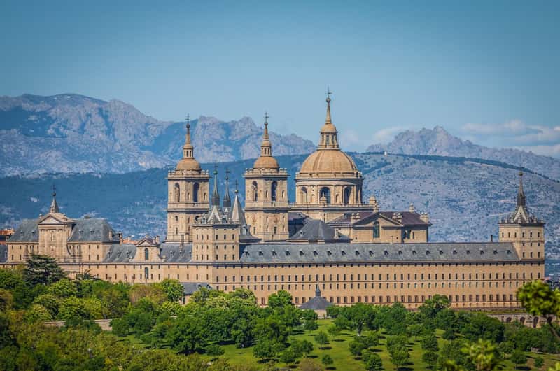 サン・ロレンソ・デ・エル・エスコリアル：2026年最新のおすすめ観光