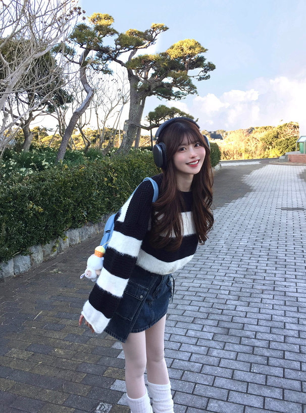 ボーダー柄クロップド丈ニットトップス[at2125] | レディース