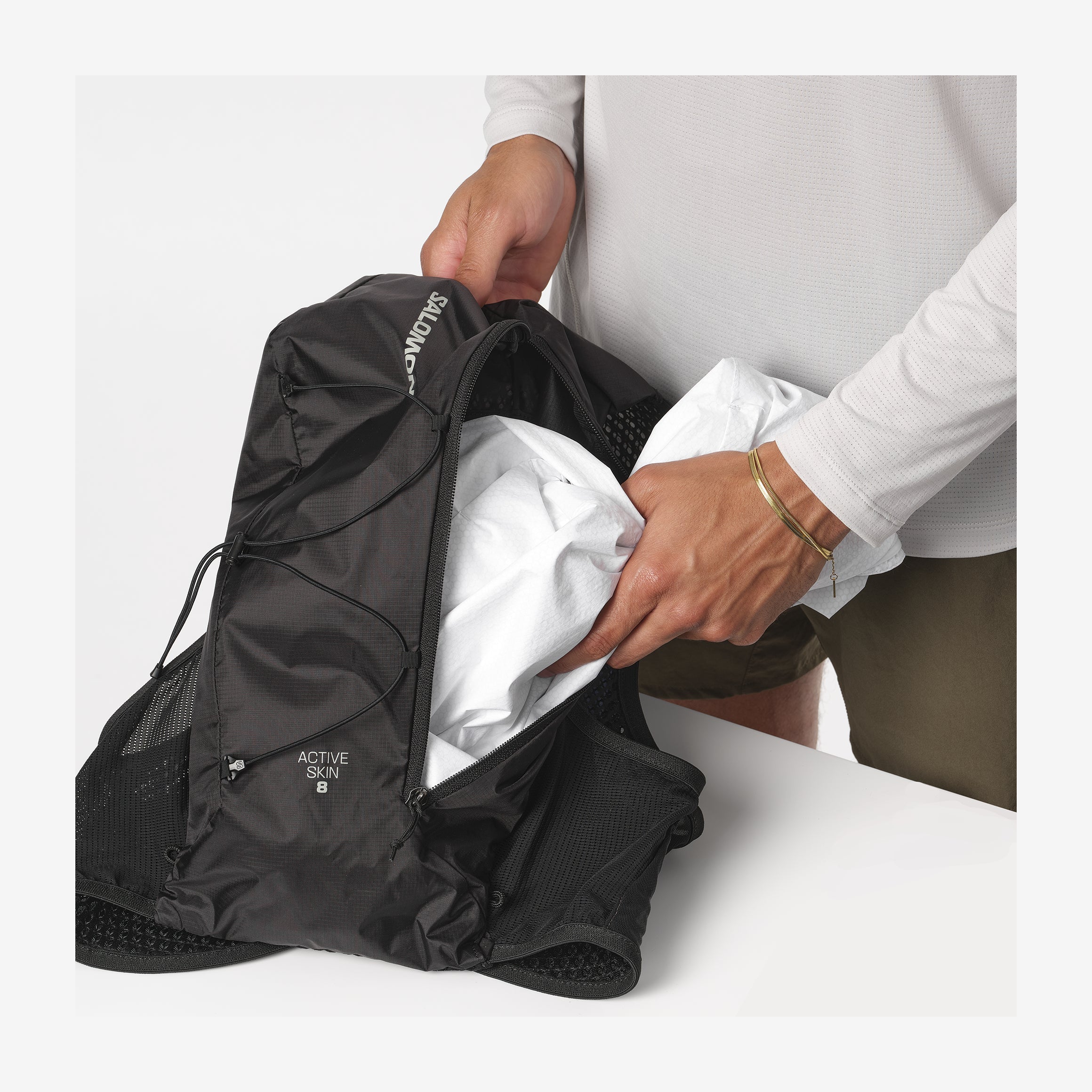 ACTIVE SKIN 8 Black | Salomon