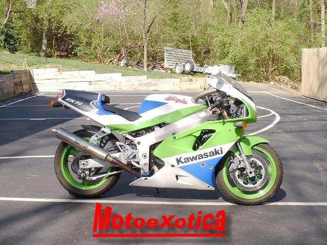 1992 Kawasaki ZX-7R | Motoexotica Classic Cars