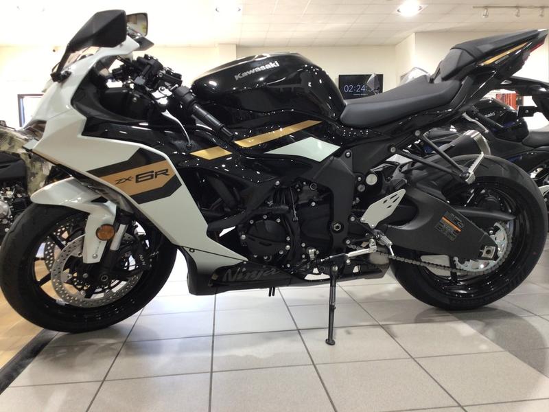 A8C24058-B903-4BCB-A0D9-