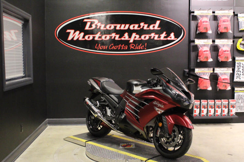 New Red 2025 Kawasaki Ninja ZX-14R ABS Motorcycle For Sale In Port