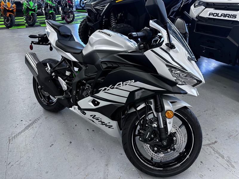 2025 Kawasaki NINJA® ZX™-4RR ABS | Young Powersports of Logan