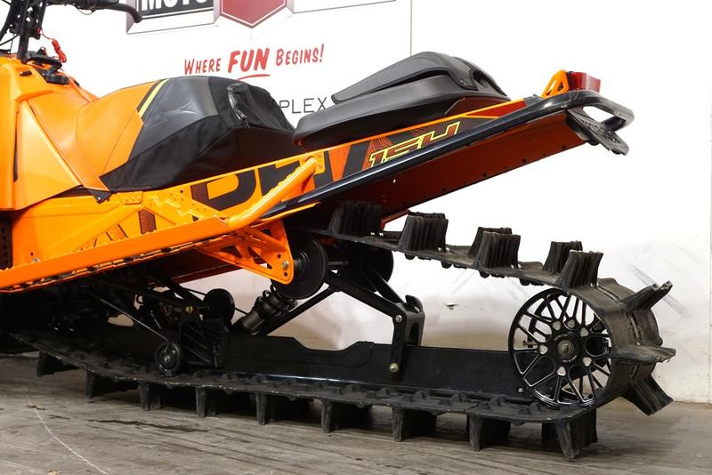 2022 Arctic Cat® M 8000 Hardcore Alpha One 154