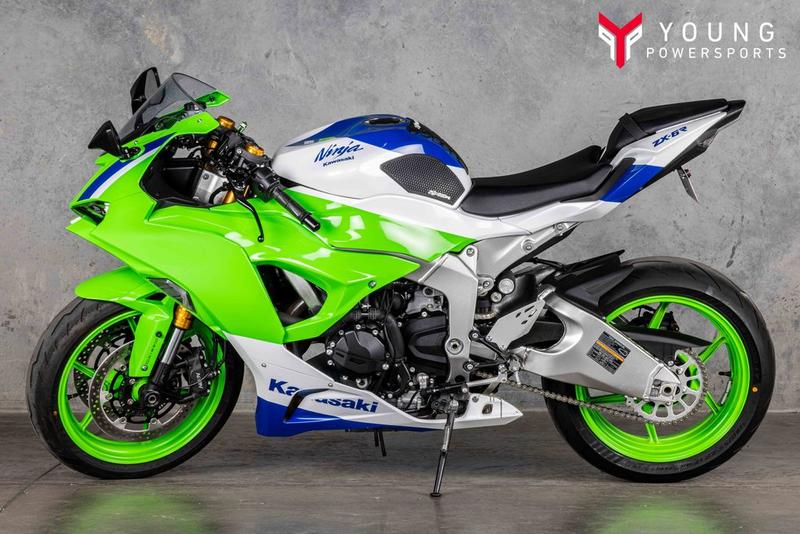 2024 Kawasaki Ninja® ZX™-6R 40th Anniversary Edition ABS | Young
