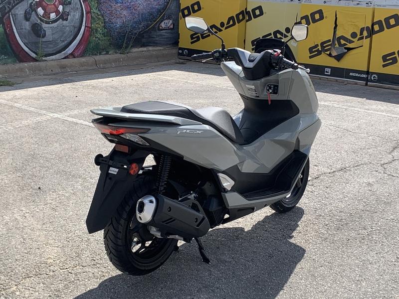 2025 Honda® PCX | RideNow Georgetown