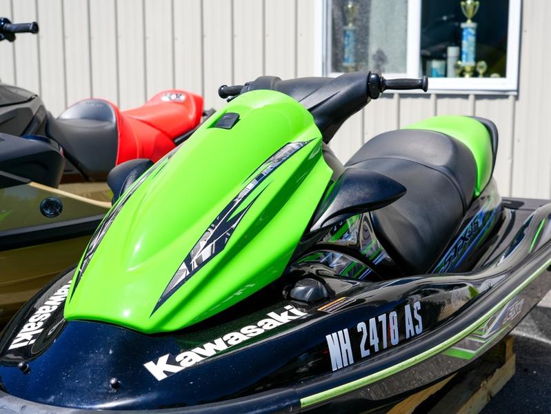 4D663403-A18F-4489-8737-