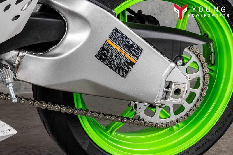 2024 Kawasaki Ninja® ZX™-6R 40th Anniversary Edition ABS | Young