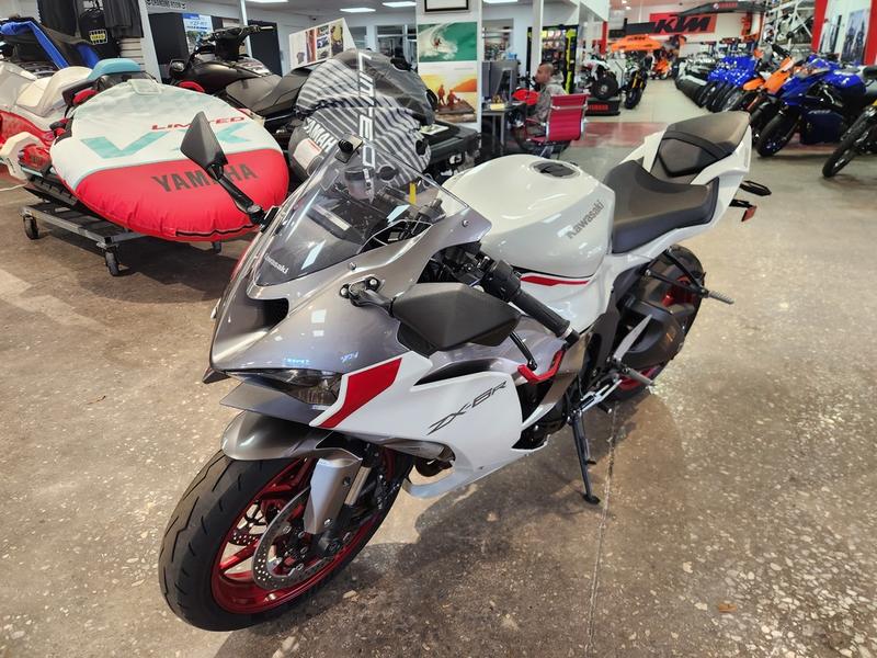 86689EF0-2DF6-4EC3-A5CA-