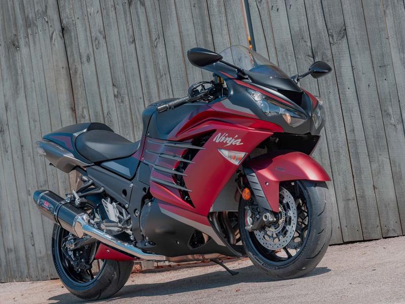 2025 Kawasaki Ninja® ZX™-14R ABS | Woods Cycle Country