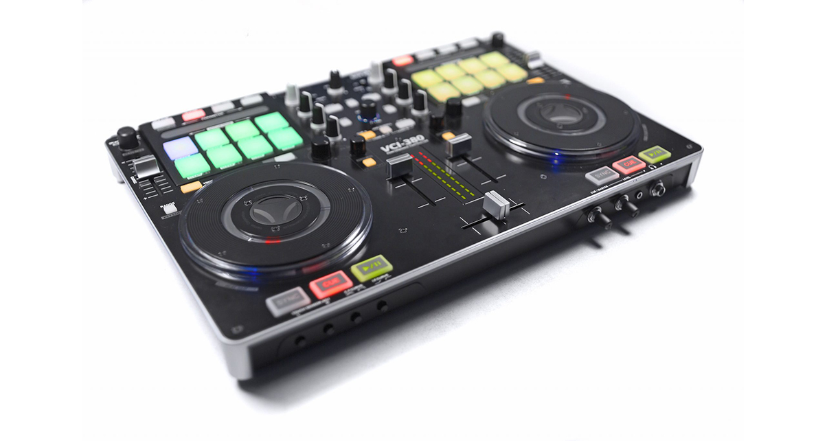 Review & Video: Vestax VCI-380 Serato ITCH DJ Controller