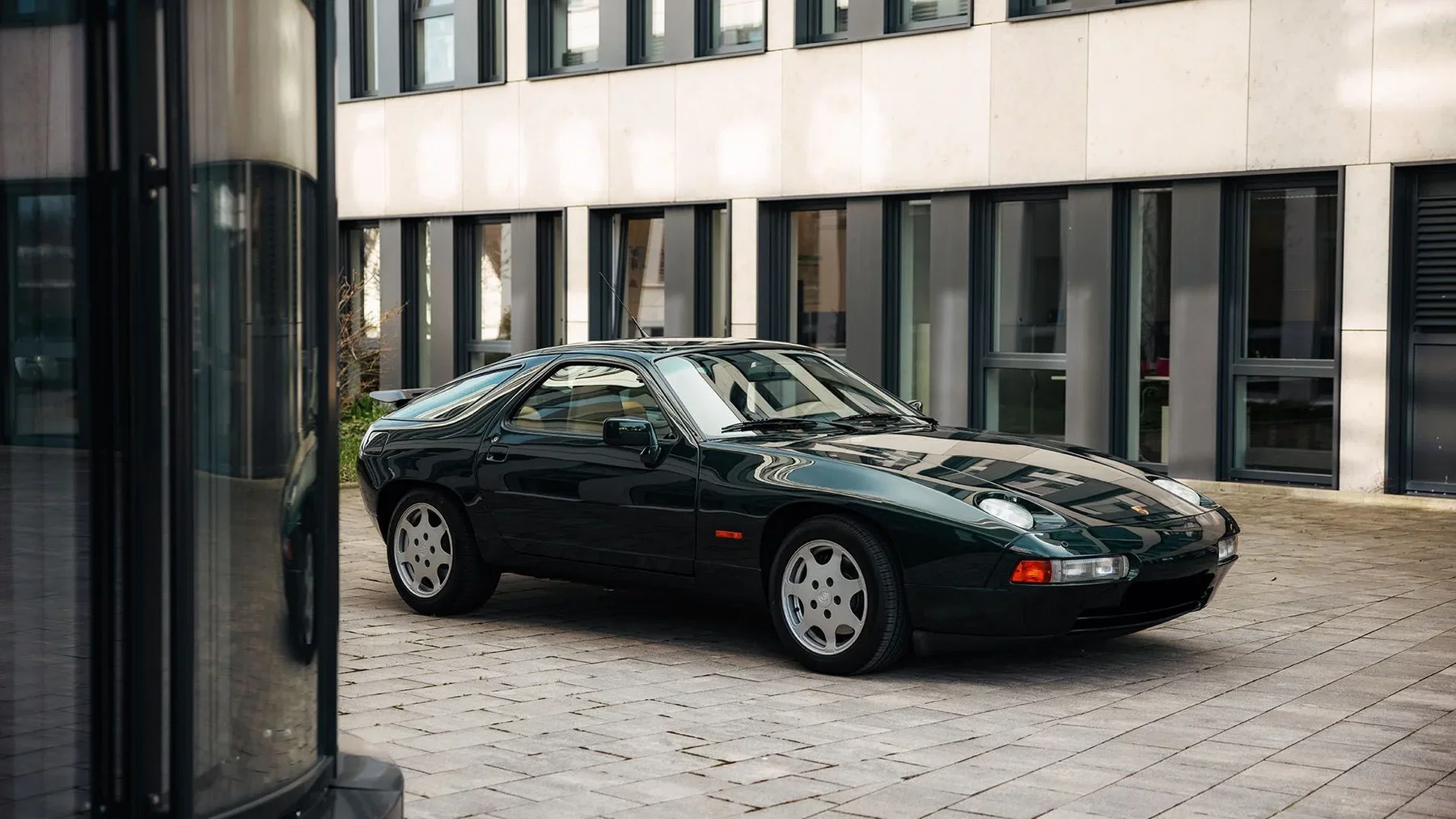 Porsche 928 S4 Clubsport 1988 - elferspot.com - Marketplace for