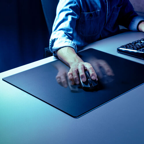 マウスパッド（ガラスマウスパッド・大型・ゲーミング・強化ガラス