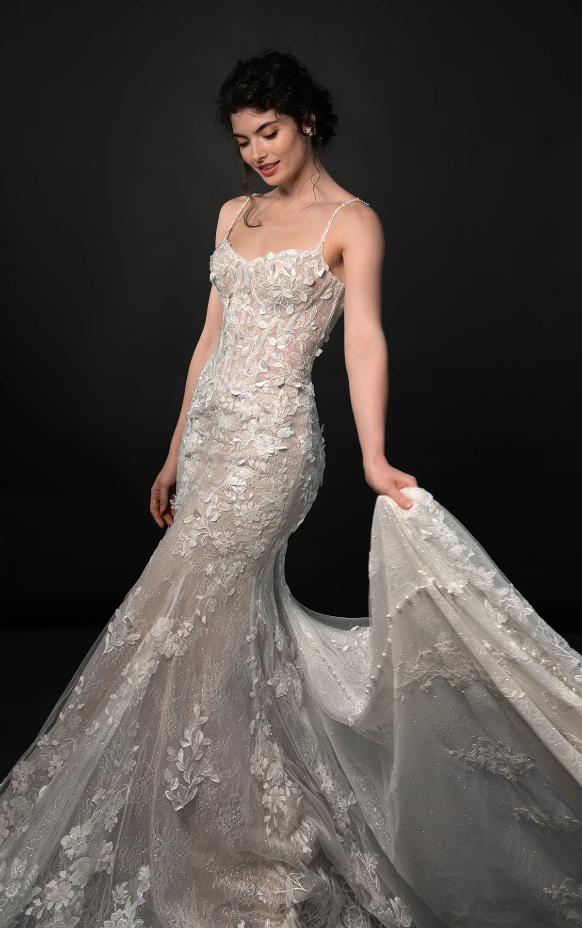 Elegant Fit-and-Flare Wedding Dress with 3D Floral Lace