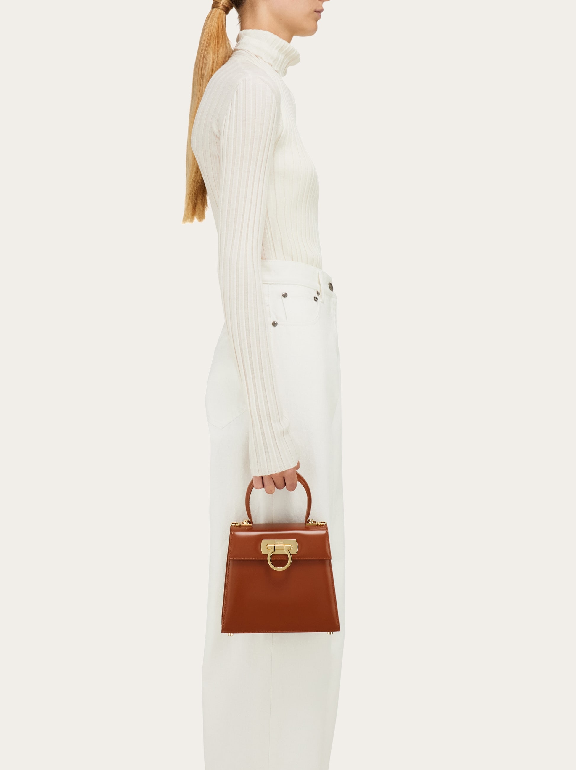 アイコニック トップハンドル (S) - ウィメンズ | Ferragamo