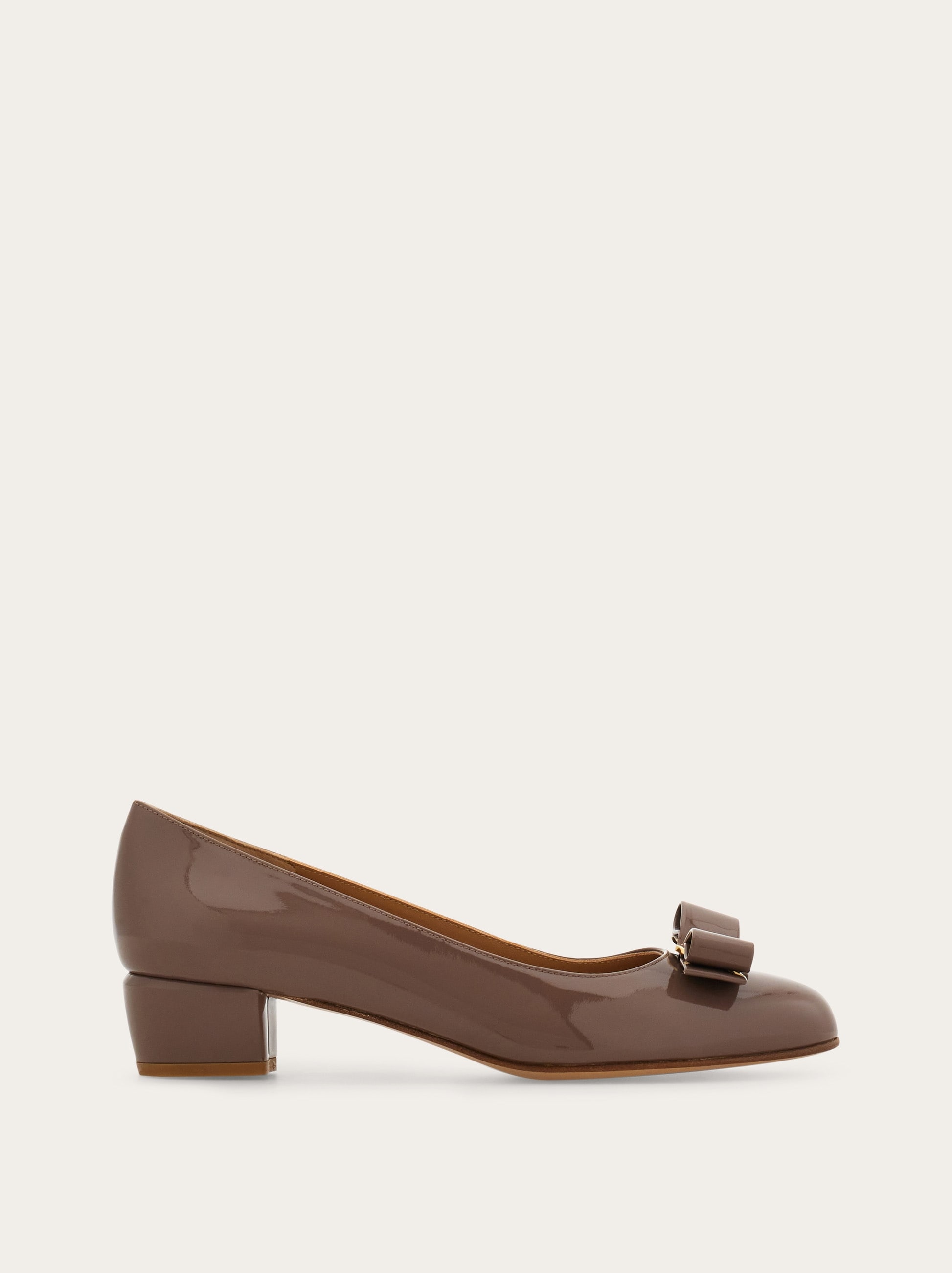 Vara pump - Women | Ferragamo