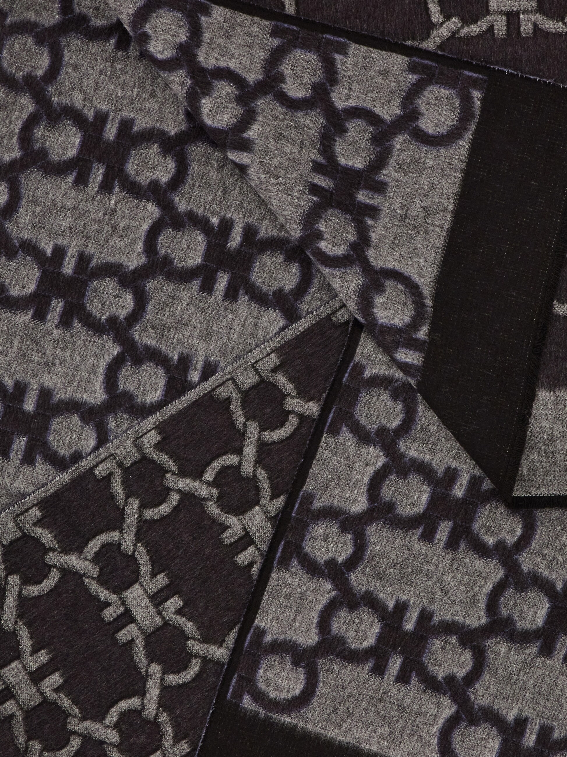 Gancini scarf - Men | Ferragamo