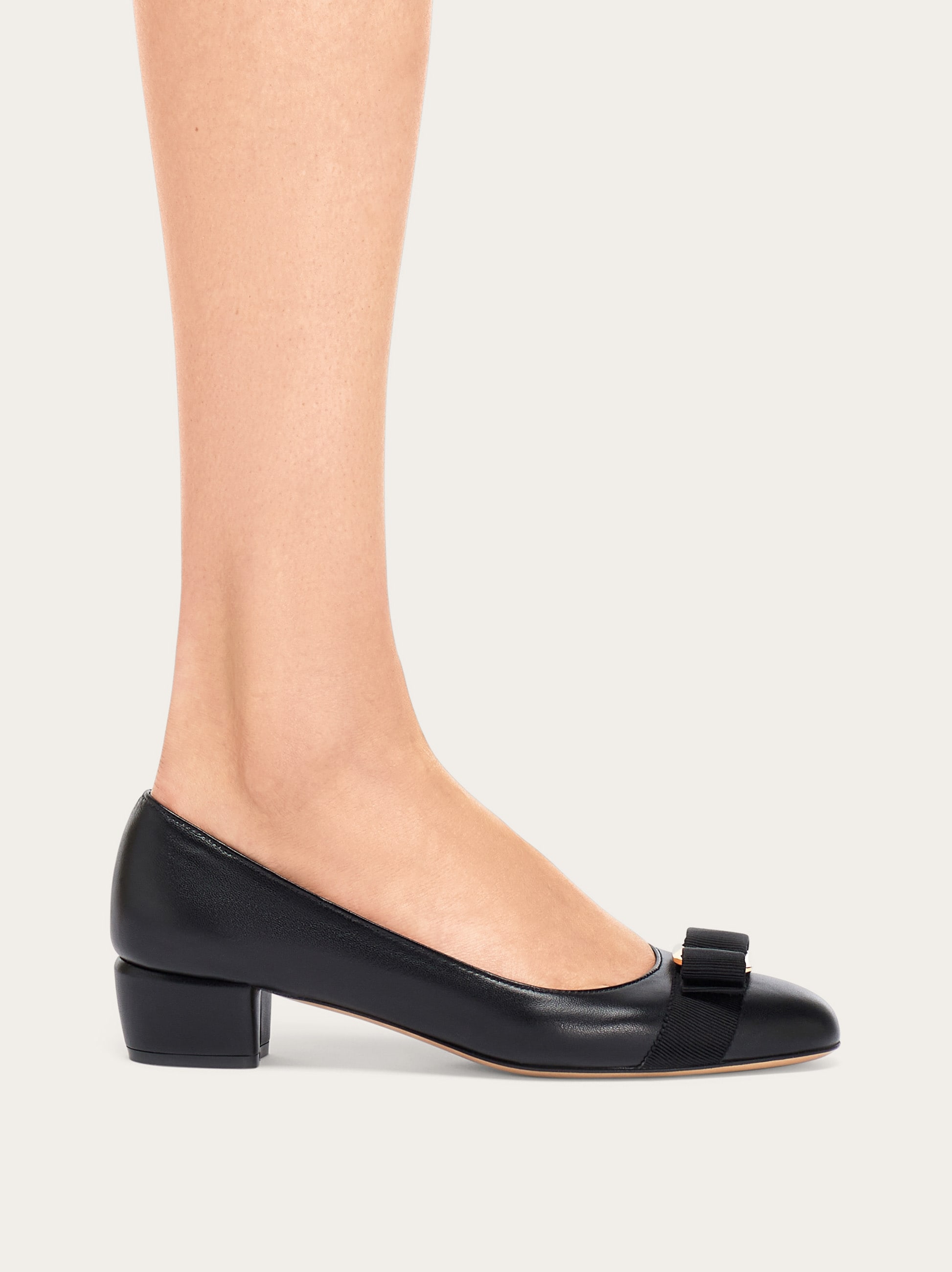 Vara pump - Women | Ferragamo