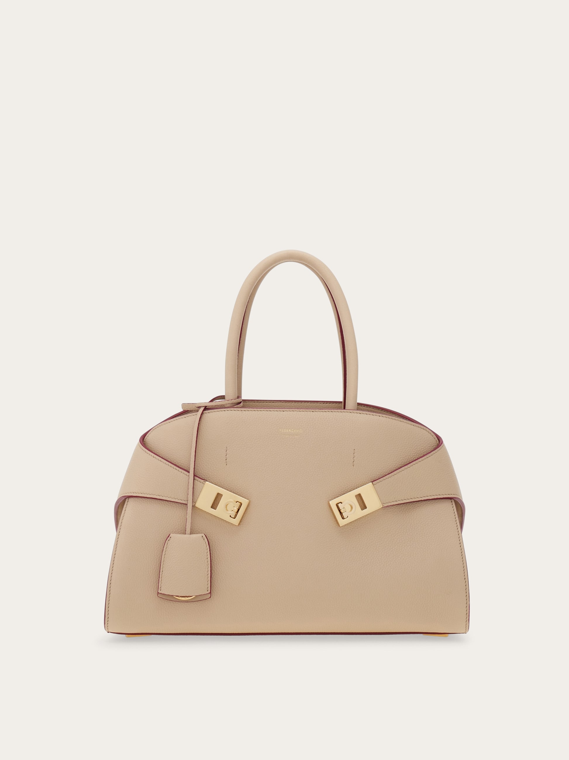 Hug handbag (M) - Women | Ferragamo