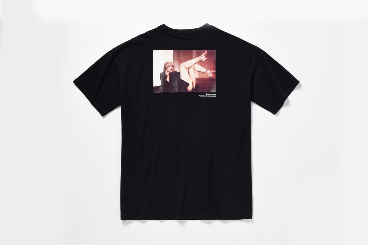 完売必至！ コートニー・ラブのTシャツがフリークス ストアで限定発売