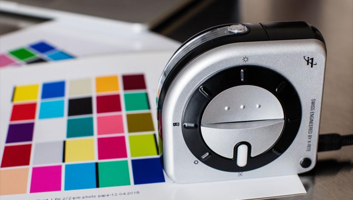 Fstoppers Reviews the X-Rite i1Studio Color Management Solution