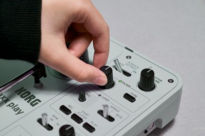 handytraxx play - PORTABLE RECORD PLAYER | KORG (Japan)