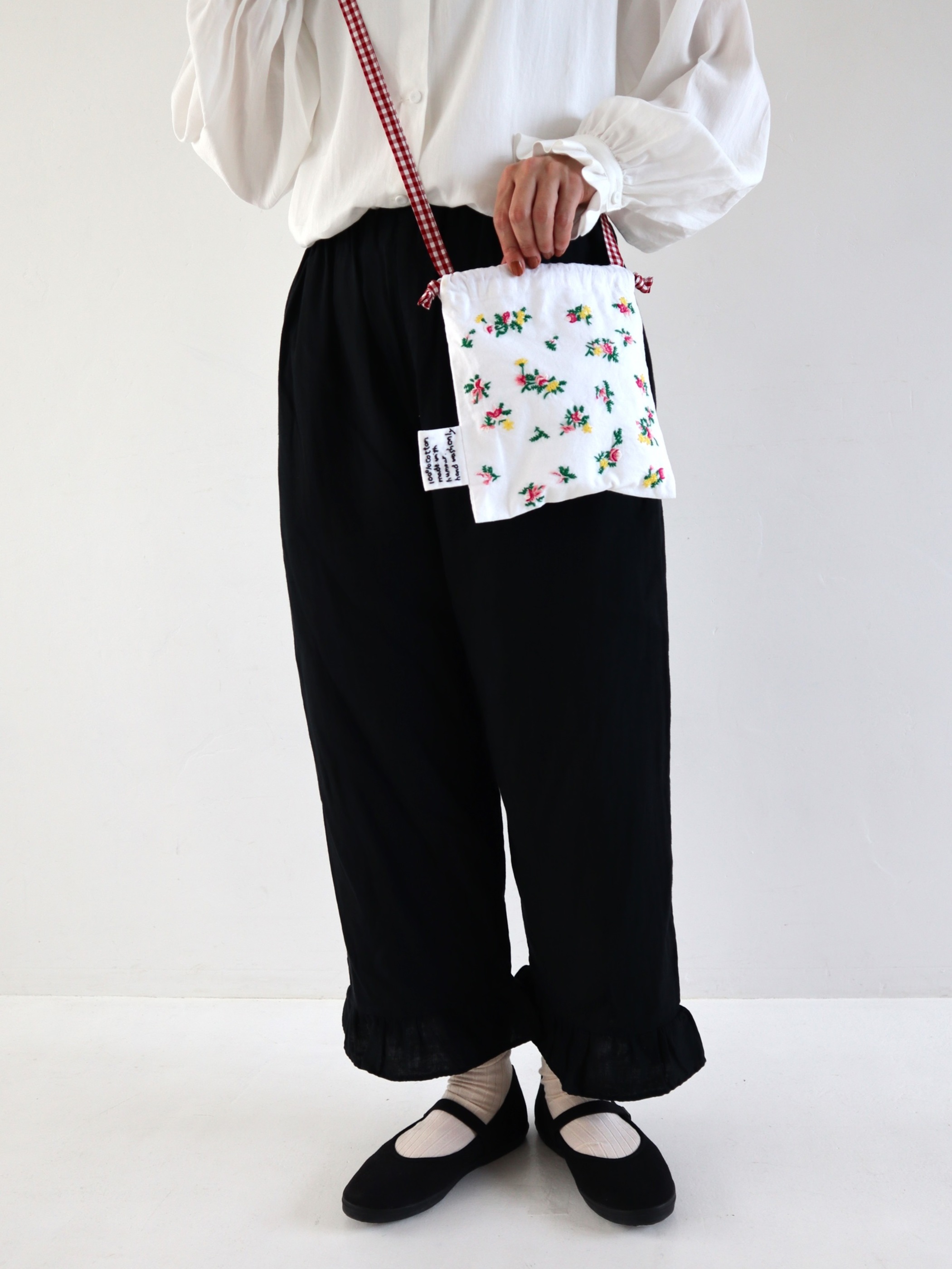 pot and tea | 伝統刺繍ポシェットバッグ