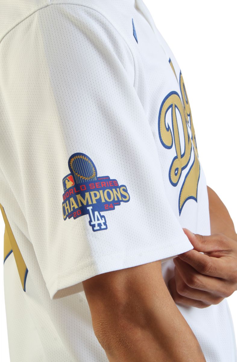 FANATICS Nike MLB Los Angeles Dodgers Mookie Betts #50 Gold