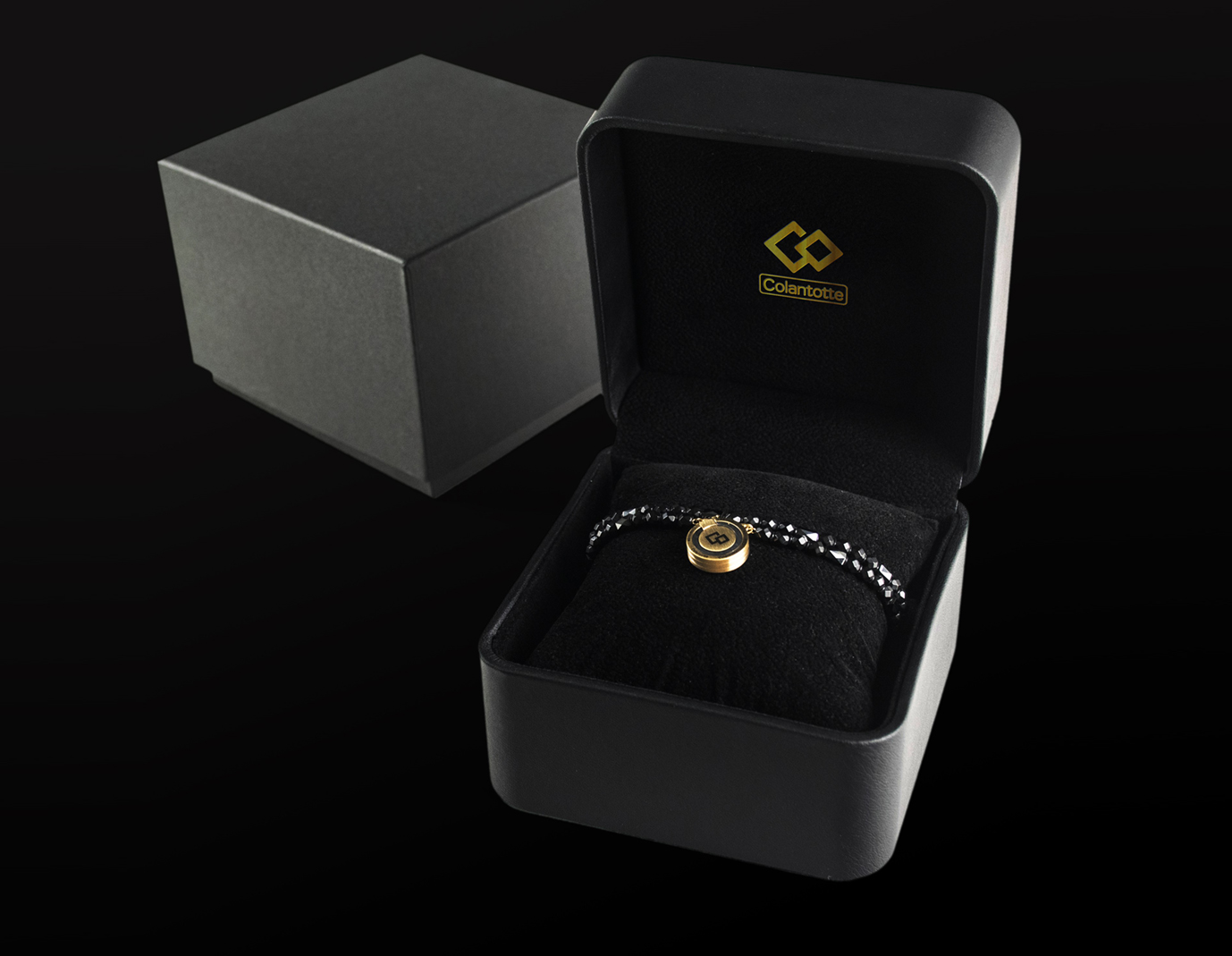 コラントッテのTHEO ネックレス LUSSO。発売7カ月目で計画比544%越え