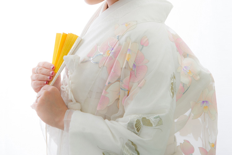 和風も洋風もあきらめない！「オーガンジー白無垢」の魅力をご紹介