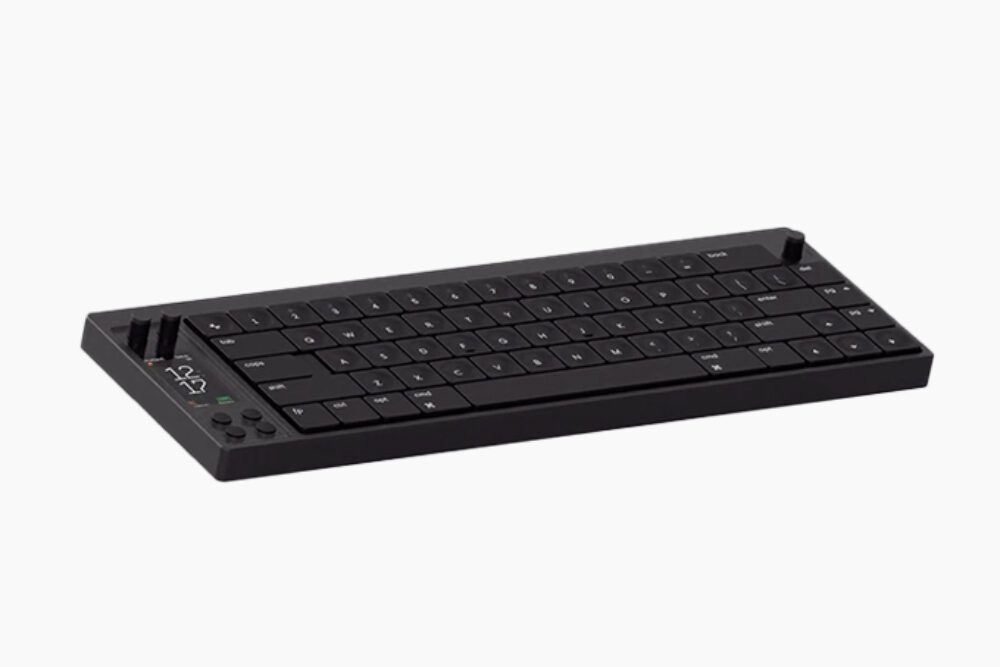The Work Louder Nomad [E] Keyboard Has a Custom Display