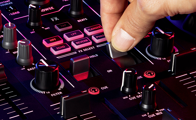 Mixtrack Pro FX | Numark