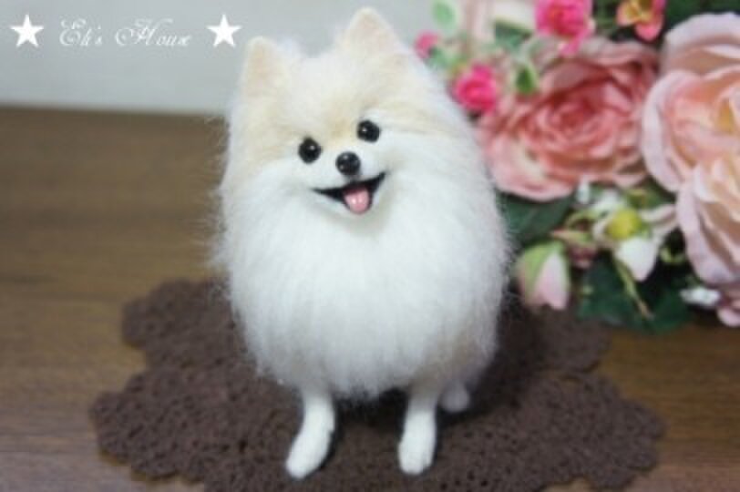 羊毛フェルト ポメラニアン クリーム | iichi 日々の暮らしを心地よく