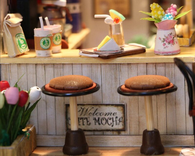 お気に入りのコーヒー専門店」ミニチュア ドールハウス ☆完成品