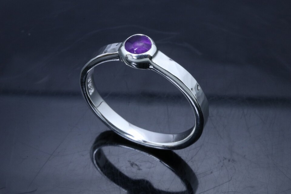 指輪 メンズ : 丸 鎚目 槌目 リング 3mm ガーネット ブルートパーズ