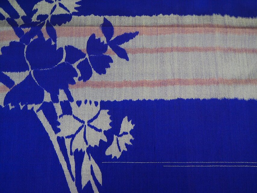 mi0093c 銘仙 撫子文様ハギレ 290cm 正絹 難あり / 古布 古裂 絞り