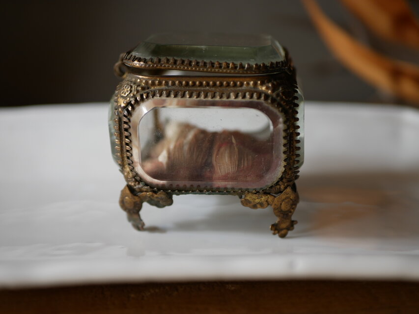 面取りガラスのジュエリーボックス フランスアンティーク アンティーク