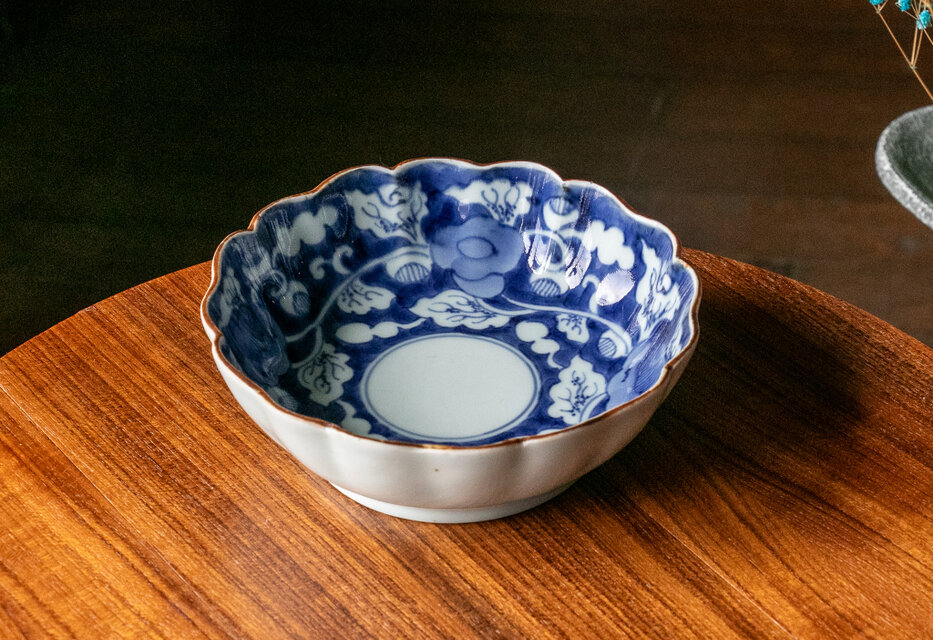 古伊万里 染付 白抜き草花文 なます皿 江戸後期 E013 | iichi 日々の