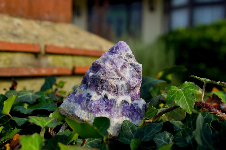 シェブロンアメジスト 原石 | iichi 日々の暮らしを心地よくする