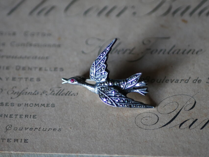 バード ヴィンテージブローチ マルカジット フランスアンティーク