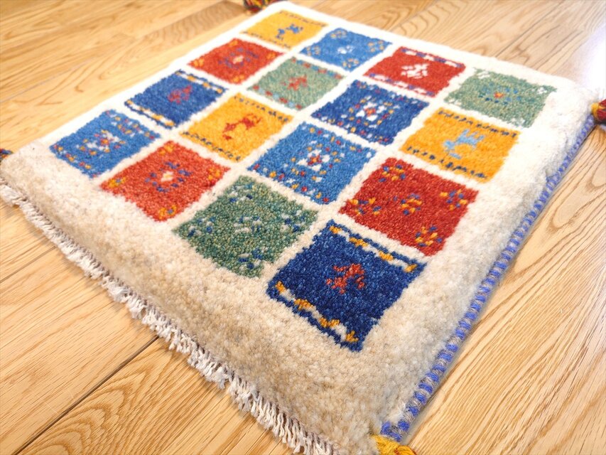 ペルシャ ギャッベ ミニマット ラグ 横40x40㎝ パネル柄 青 垢 黄 緑