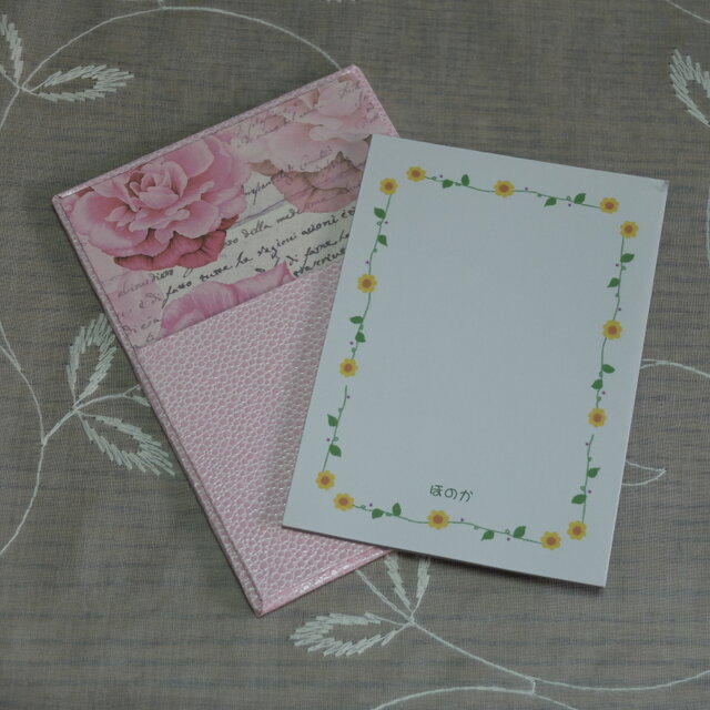 ☆お名前入り☆ 台付きmy メモ帳（Мサイズ） ピンク色（薔薇と文字