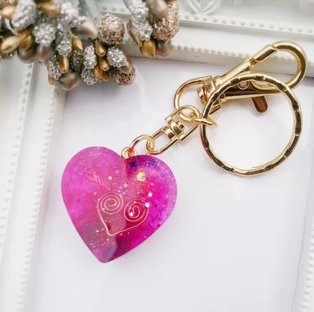 恋愛運アップ☆妖精☆オルゴナイト☆キーホルダー | iichi 日々の