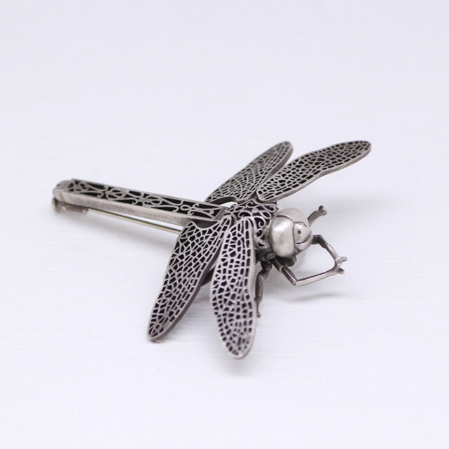 大ぶりトンボのシルバーブローチ/ペンダント兼用 | iichi 日々の暮らし